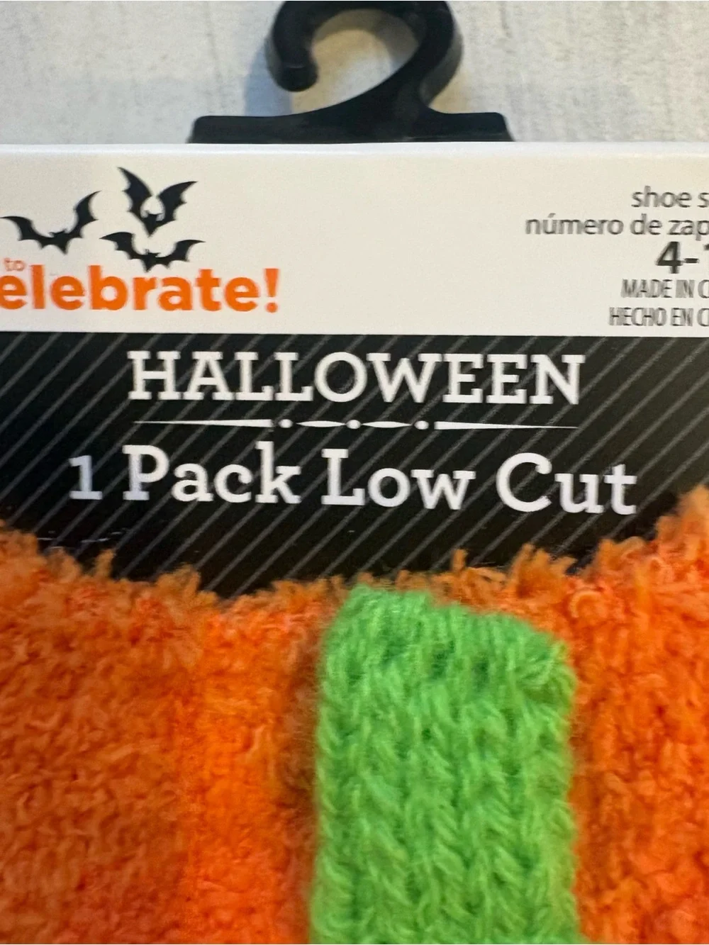 NWT Halloween Pumpkin Novelty Low Cut Socks Orange Women’s Sz 4-10 Soft Fuzzy